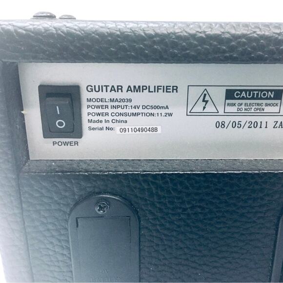 First Act - MA2039 Practice Amplifier - Picture 3 of 6